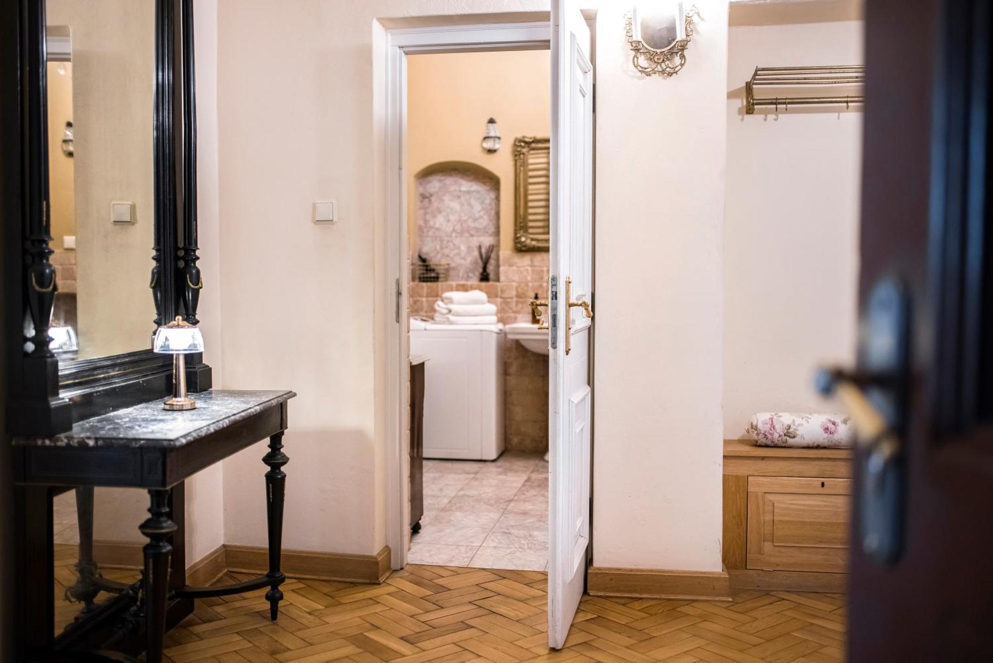 Apartamenty Kamienica Muzykow Old Town Lublin Luaran gambar